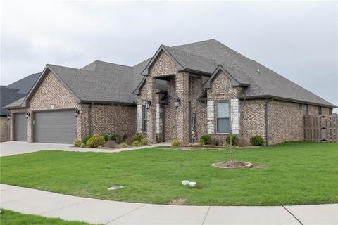 1311 Little Osage Ln, Bentonville, AR 72712