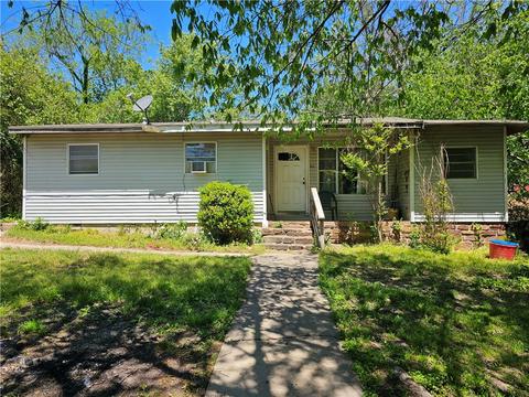 211 Lacy St, Siloam Springs, AR 72761