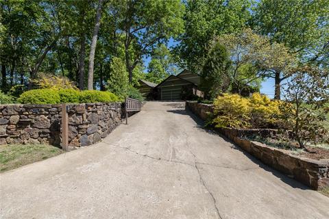 100 Suttle Dr, Springdale, AR 72764 photo 5