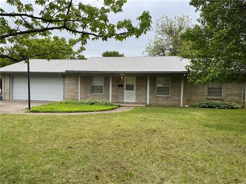 1909 W Emma Ave, Springdale, AR 72762