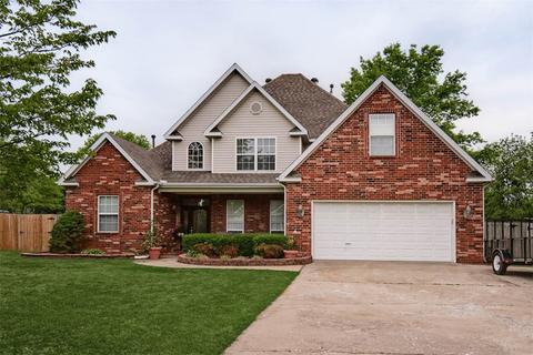 804 S 54th Pl, Rogers, AR 72758