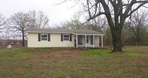 774 N 4429, Salina, OK 74365