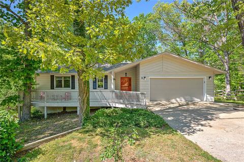 8 Brecknock Ln, Bella Vista, AR 72714