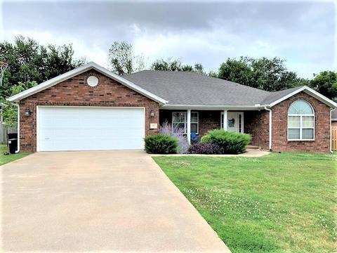 401 Beca Ln, Prairie Grove, AR 72753