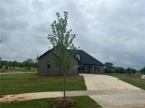 3101 SW Sandalwood Ave, Bentonville, AR 72713