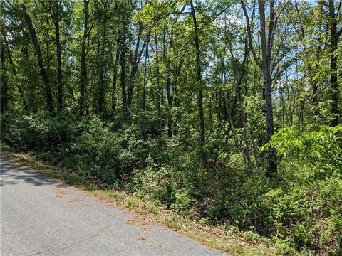 8 Scalloway Circle, Bella Vista, AR 72715