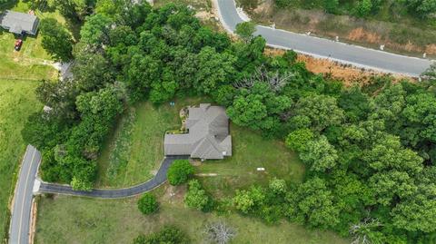 5780 Weir Rd, Fayetteville, AR 72704