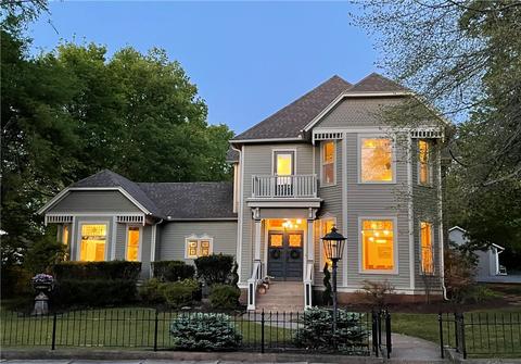 520 N Washington Ave, Fayetteville, AR 72701