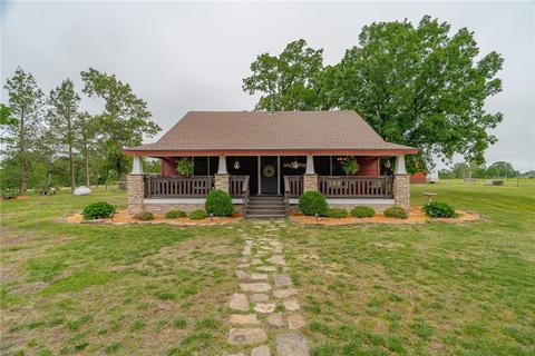 12948 E Reams Rd, Gentry, AR 72734