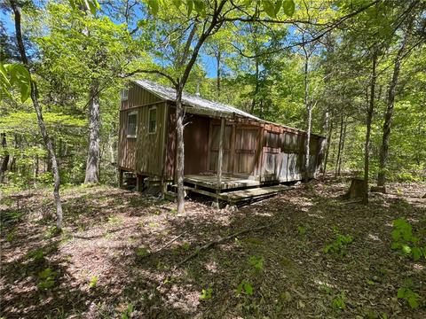 County Road 2322, Eureka Springs, AR 72631