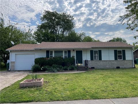 403 Geneva St, Springdale, AR 72762