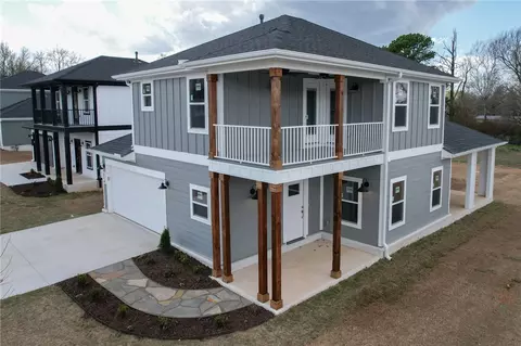 514 S 14th St, Rogers, AR 72758