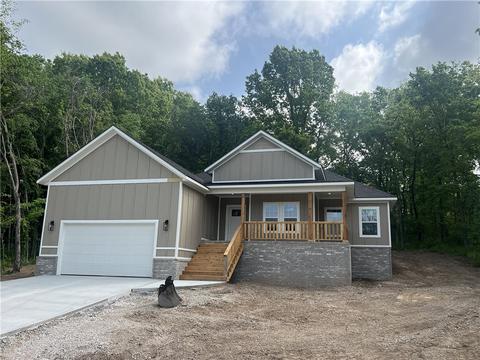 49 Overton Dr, Bella Vista, AR 72714