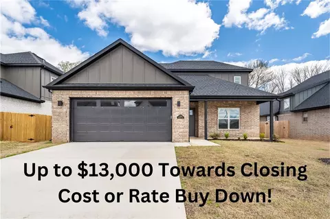 1240 Whistler St, Centerton, AR 72713