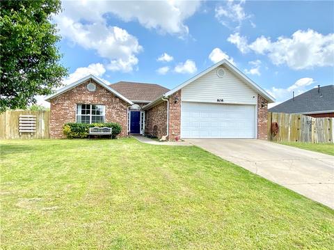 808 Sarah Ave, Lowell, AR 72745