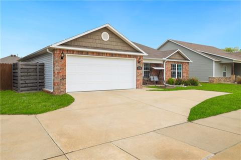 4790 W Alberta St, Fayetteville, AR 72704