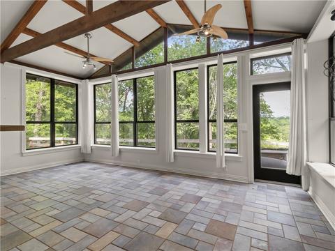 152 N Wyman Rd, Fayetteville, AR 72703