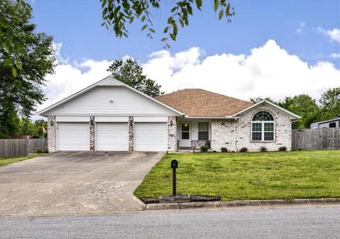 17949 Broadview Dr, Springdale, AR 72764