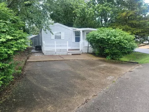 200 Blue Bird Ln, Branson, MO 65616