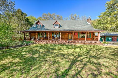 16212 Skyline Dr, Garfield, AR 72732