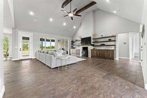 14400 Guthrie Rd, Pea Ridge, AR 72751