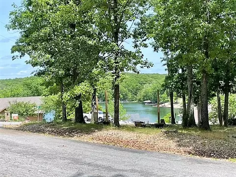 Evelynia Circle, Bella Vista, AR 72715