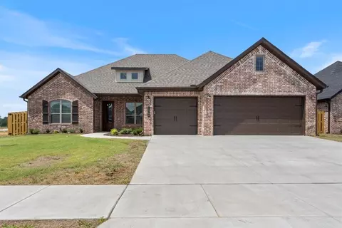 1340 Paragon Dr, Centerton, AR 72719