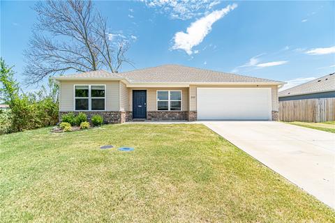 2113 N Lexington St, Siloam Springs, AR 72761