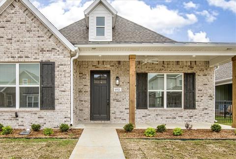 6921 Somerset Pl, Springdale, AR 72762