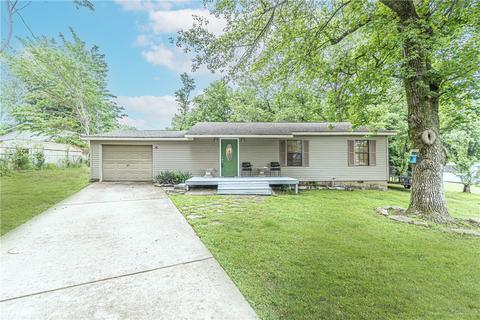 223 Marna Lynn Dr, Prairie Grove, AR 72753