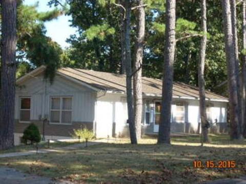 15 E Mountain Dr, Eureka Springs, AR 72632