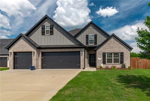 798 Via Perona Rd, Springdale, AR 72762