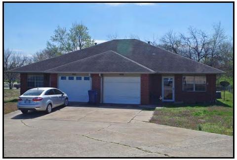 808 Meghan St, Siloam Springs, AR 72761