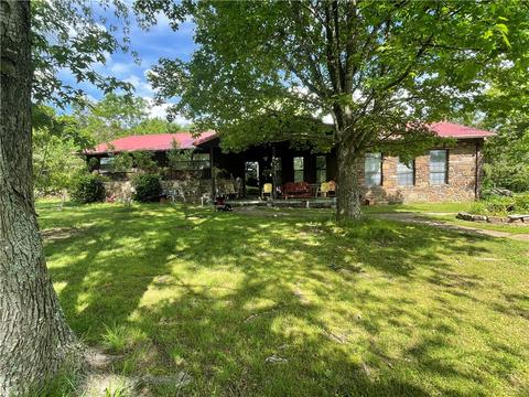 11272 Colcleasure Rd, Fayetteville, AR 72701