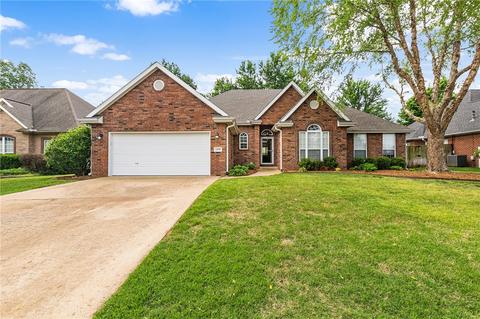 4408 W Worthington Dr, Rogers, AR 72758