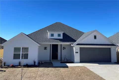 267 S Coventry Ave, Farmington, AR 72730