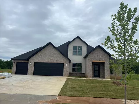 4805 SW Scarlet Oak St, Bentonville, AR 72713