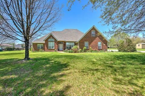 867 S Elm Springs Rd, Springdale, AR 72762