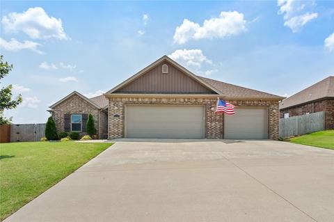 1703 Shook, Cave Springs, AR 72718
