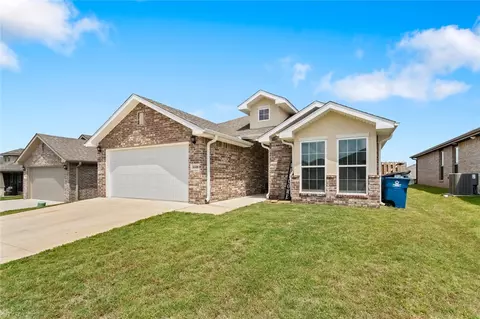 6108 NW Silas St, Bentonville, AR 72713