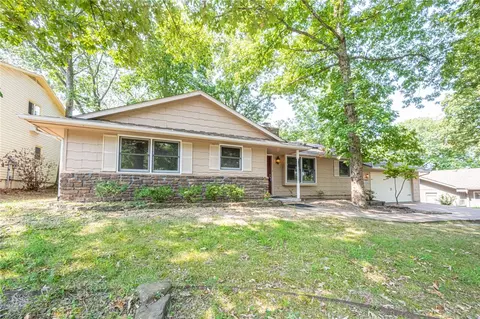 19 Wimbledon Way, Bella Vista, AR 72715