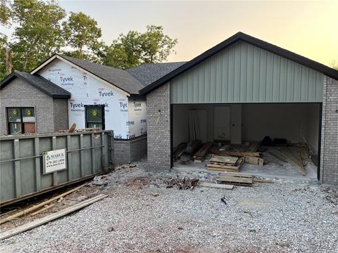 99 Rillington Dr, Bella Vista, AR 72714