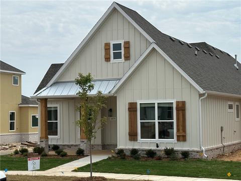 6979 Autumn Ave, Springdale, AR 72762