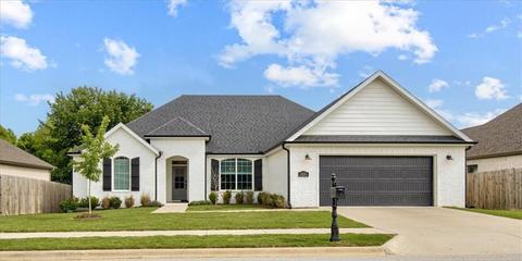 2659 S Cobalt Ave, Fayetteville, AR 72701