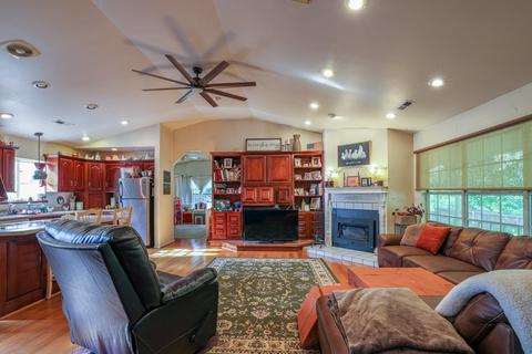 6842 E Guy Terry, Springdale, AR 72764 photo 3
