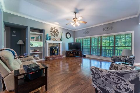 7 Selland Ln, Bella Vista, AR 72715