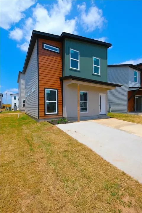 930 Ventnor Ave, Centerton, AR 72719