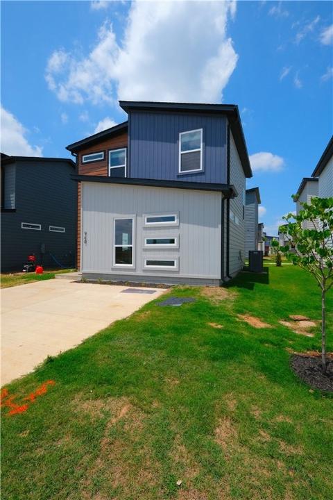 960 Illinois Ave, Centerton, AR 72719