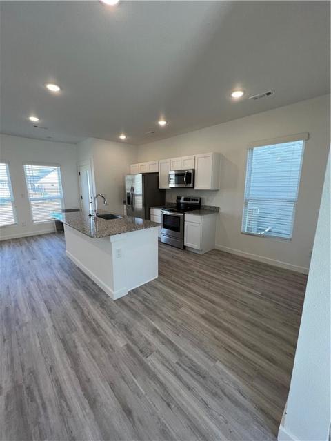 960 Illinois Ave, Centerton, AR 72719 photo 5
