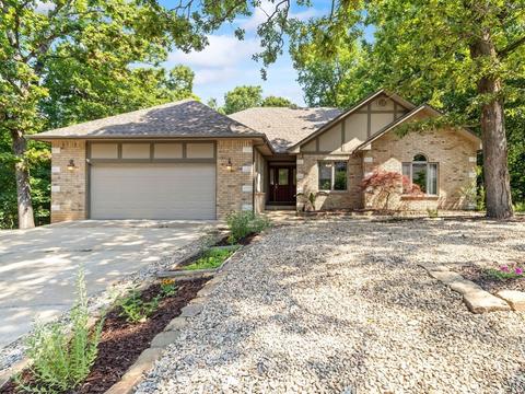 6 Ullapool Ln, Bella Vista, AR 72715